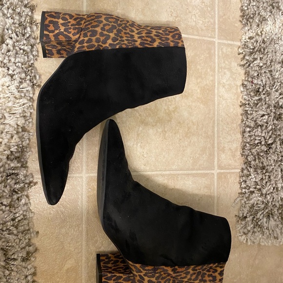 Leopard Booties - Picture 2 of 4
